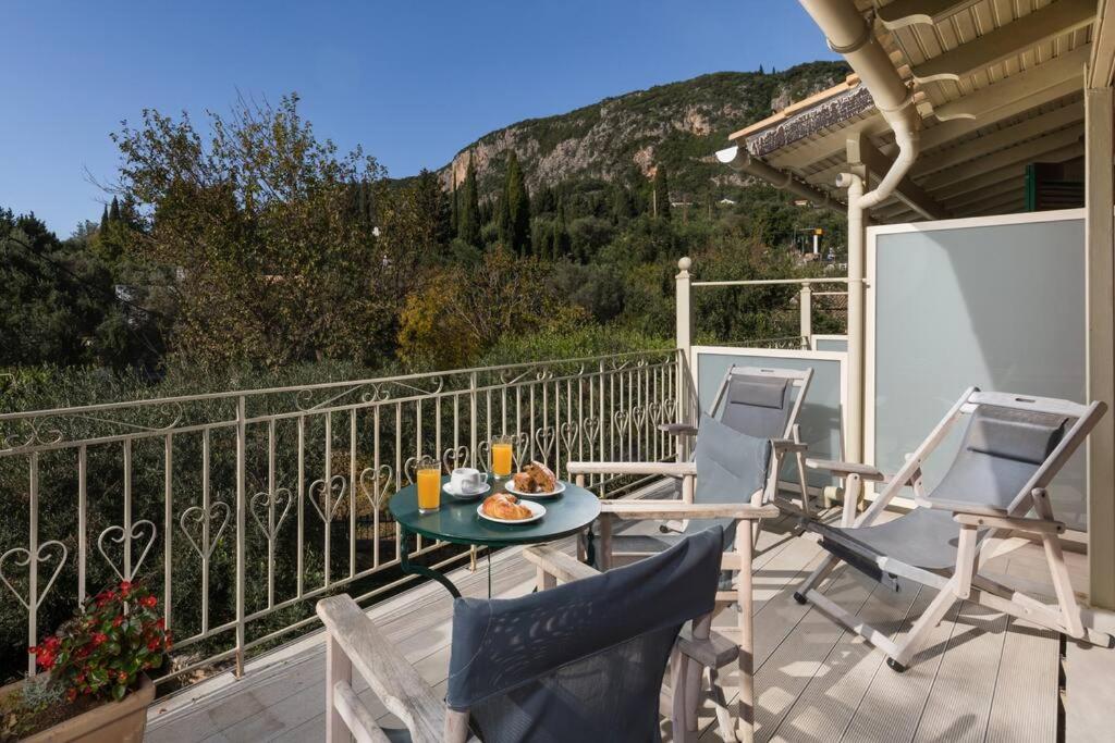 Villa Anthoussa In Palaiokastritsa Екстериор снимка