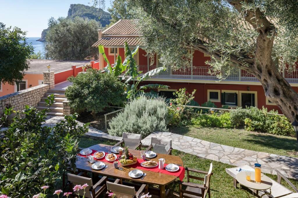 Villa Anthoussa In Palaiokastritsa Екстериор снимка